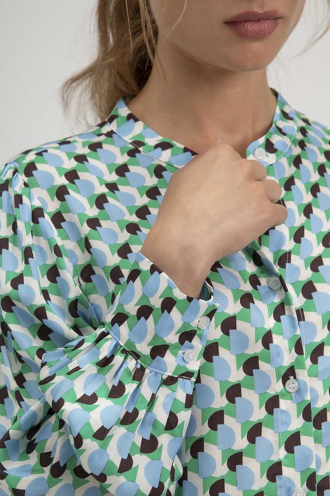 Josephine & Co Sigrid Blouse Parrot Green Print Größe: 36 | Longsleeves Outlet | Damen | Grün