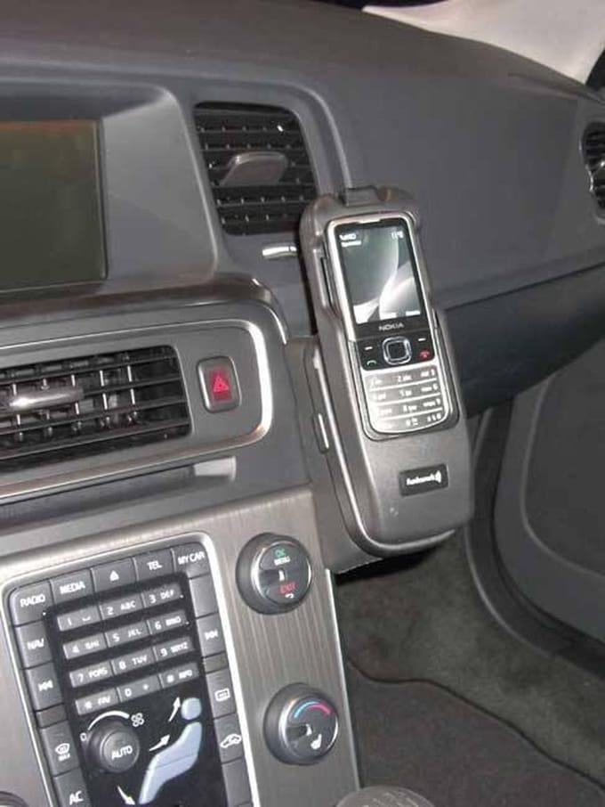 Kuda Console Volvo S60 V60 2010-