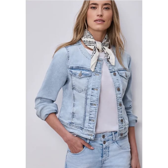Denim jack met borstzakken en knopen