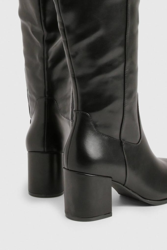 boohoo Dames Brede pasvorm lage block basic instapkniehoge laarzen | Black | Maat: 3