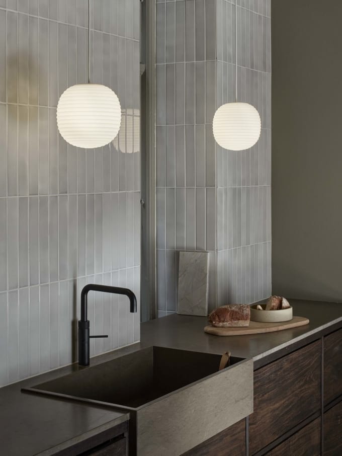New Works Lantern in Mat Wit Opaal Opaalglas , Klein