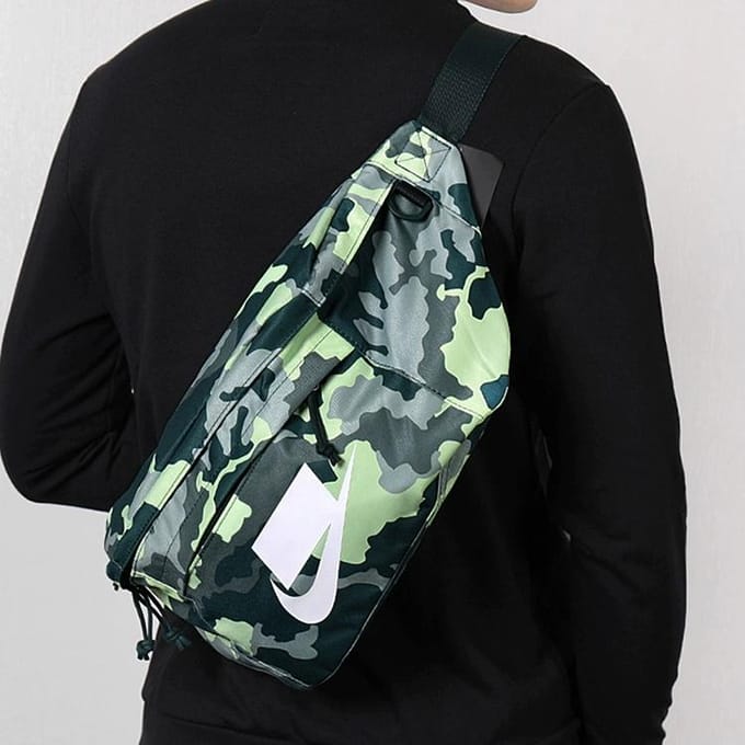 Nike Trendy Sport Multi-Functionele Rits Heuptas Unisex Heuptas Camouflage-Groen BA5795-372 Camouflage Green