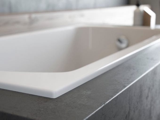 Badland CLASSIC SLIM ligbad 120 x 70 cm wit met baddrager