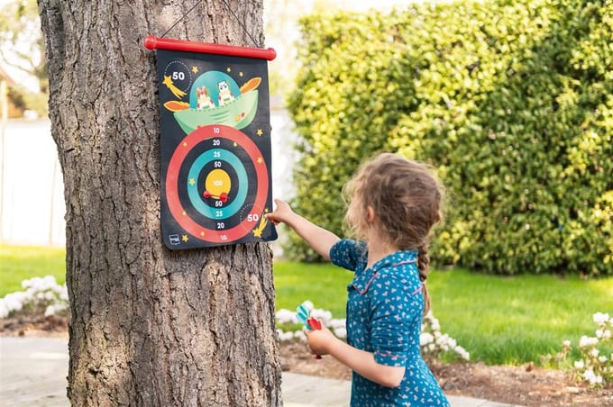 SCRATCH Magnetische Darts - Astronaut (L) - 36X55Cm - 2-Zijdig - 5 Jaar