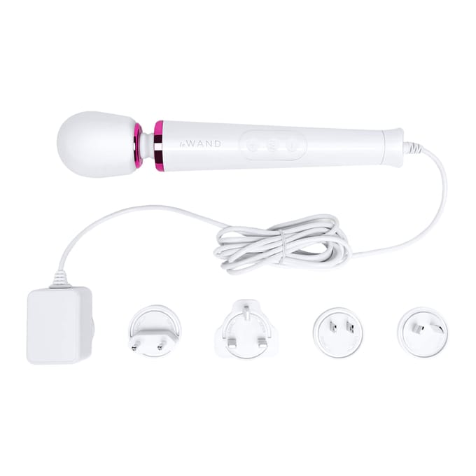 Le Wand Powerful Petite Plug-In Vibrerende Massage Vibrator Wit