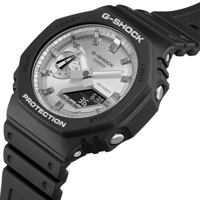 G-Shock Classic Style GA-2100SB-1AER Carbon Core Horloge