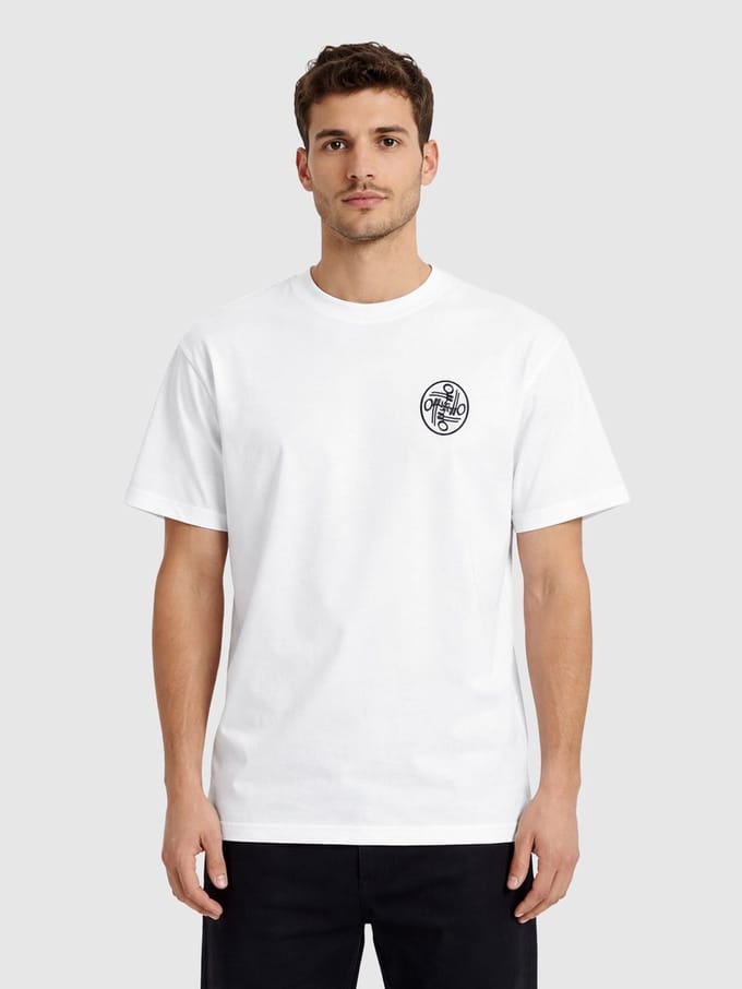 Never Settle reg fit tee
