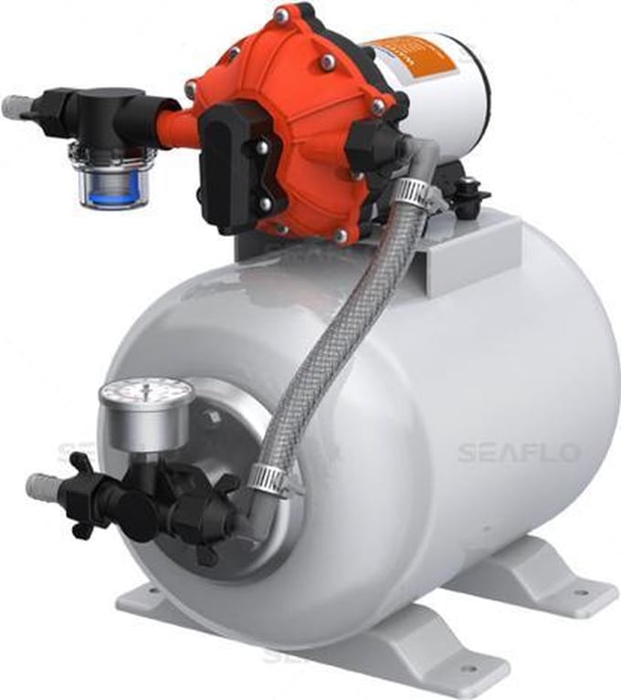 Heavy duty Hydrofoorpomp / waterpomp, 12V, 18.9 L/Min, Inschakeldruk (1.4 bar), Uitschakeldruk (4.2 bar), 8L drukvat
