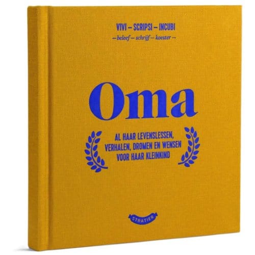 Uitgeverij Stratier - Oma - Invulboek - de wonderjaren