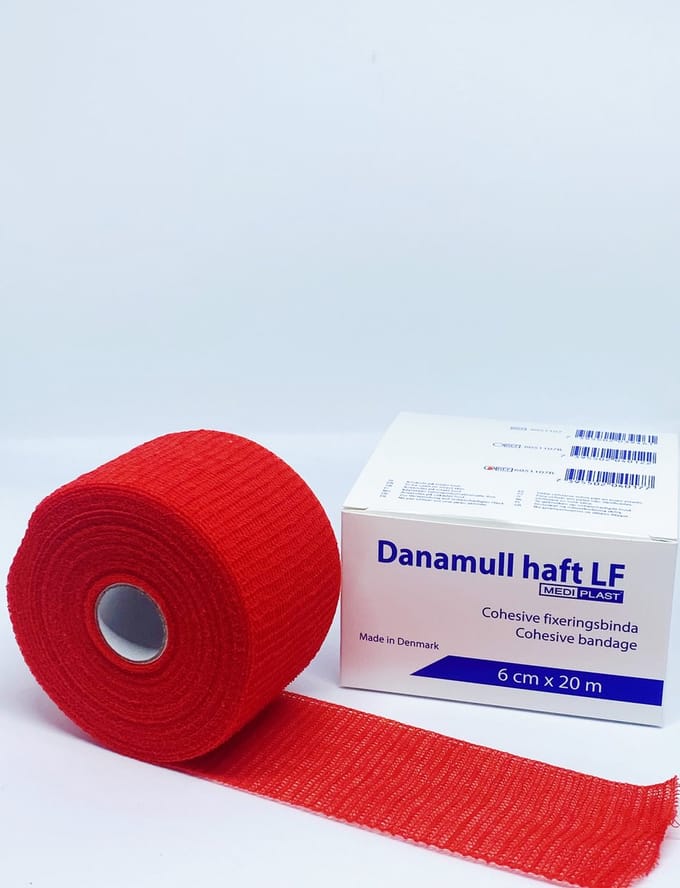 Danamull Haft Zelfklevend Fixatiewindsel rood 6cm x 20m