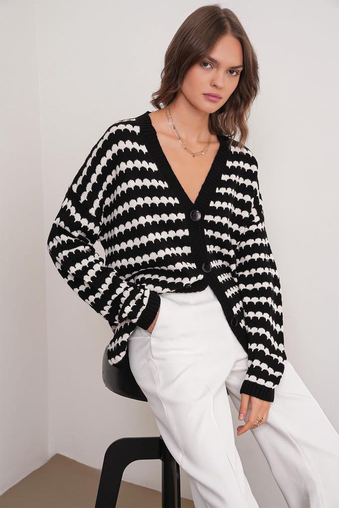 Gestreepte Knop Cardigan met Oversized Ribs