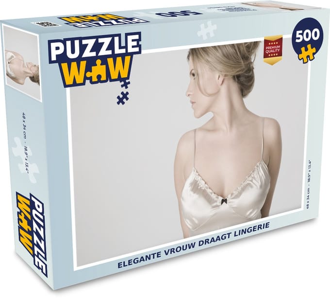Puzzel Elegante vrouw draagt lingerie - Legpuzzel - Puzzel 500 stukjes