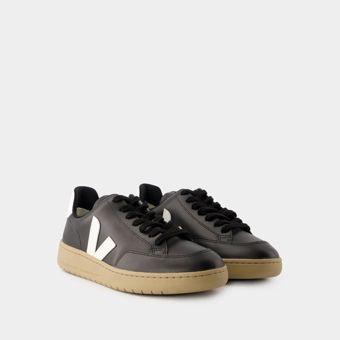 V-12 Sneakers - Veja - Leer - Zwart/Wit