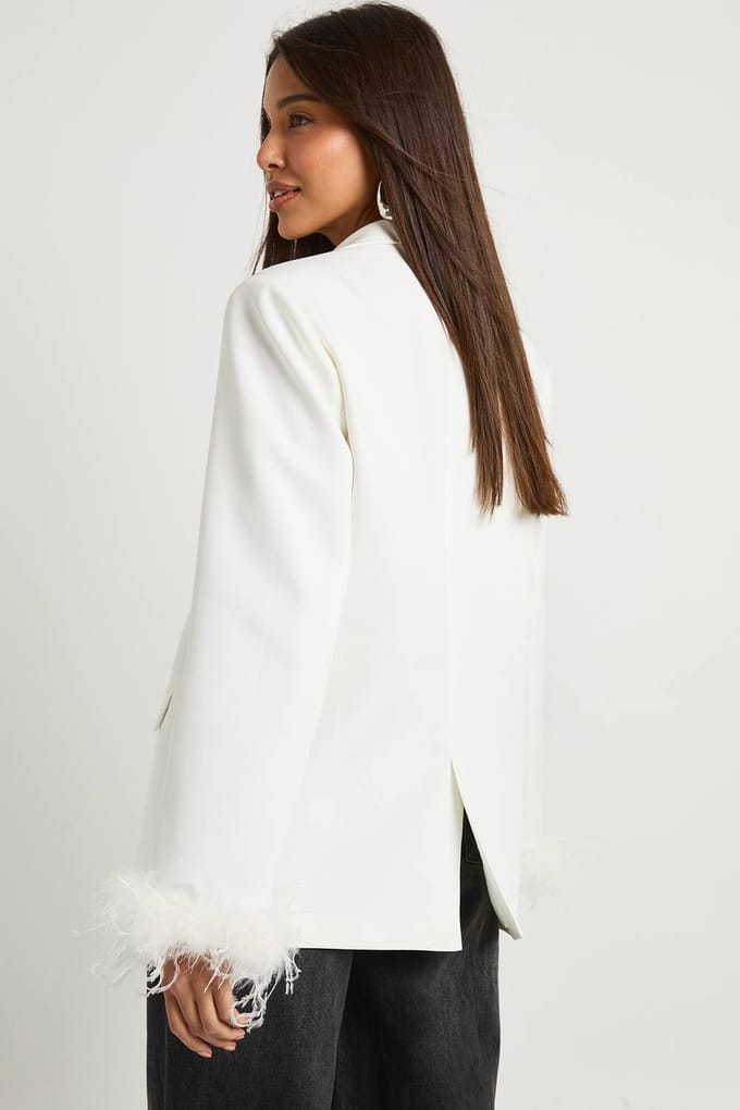 boohoo Dames Oversized blazer met veren manchetten | Ivoor | Maat: 40