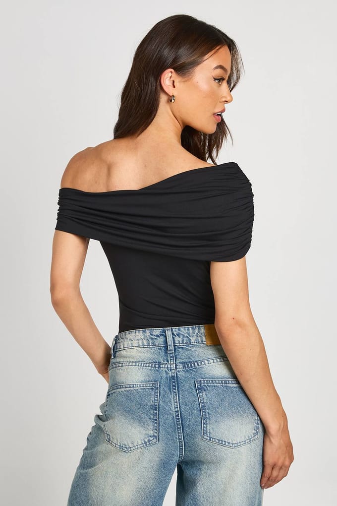boohoo Dames Lange Matte Slinky Off-shoulder Bodysuit | Black | Maat: 18