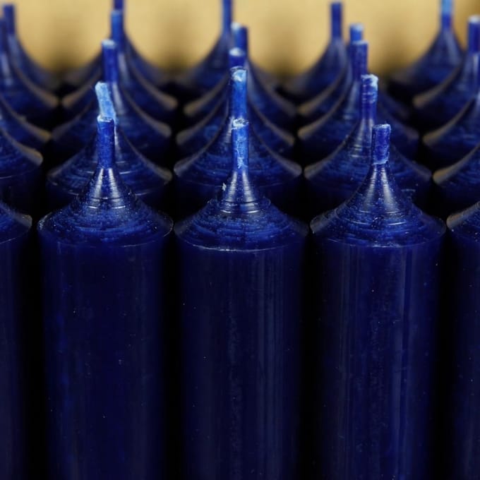 Stevige Standaard Kaarsen in Donkerblauw - Lange Brandduur