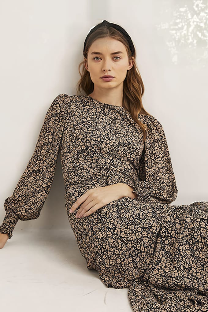 Boden Tiered Multi Ruffle Maxi Dress Snd Maat: 6P | Midi Jurken Outlet | Dames | Bruin