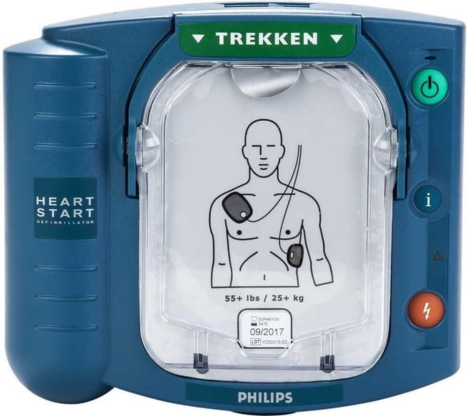 Philips Heartstart HS1 AED + rode tas + ophangbeugel + safeset