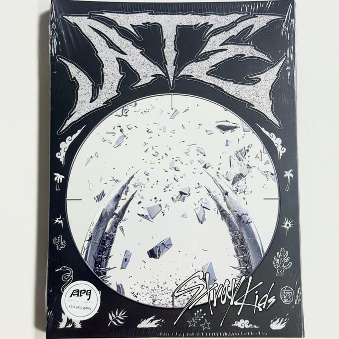 STRAY KIDS - [ATE] Mini-album BOOM