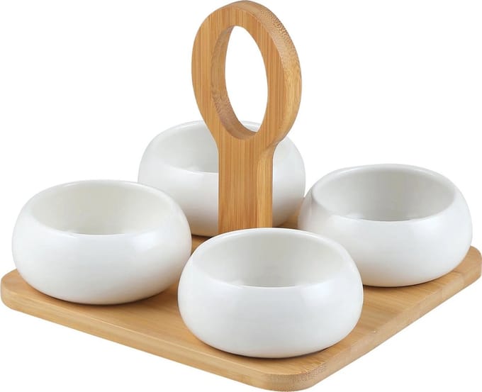 Bavary – Chubby snackschalen – 4-delig – op vierkant houten plank met handvat – wit