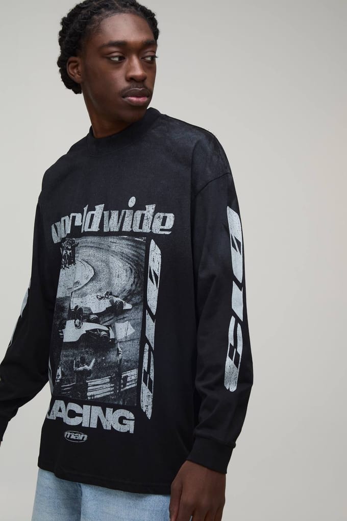 Zwart Oversized Moto Print Spray Wash Longmouw T-shirt | Black | Size Medium