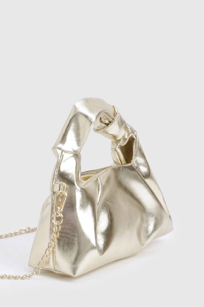 boohoo Dames Metallic PU Knot Grab Bag | Gold