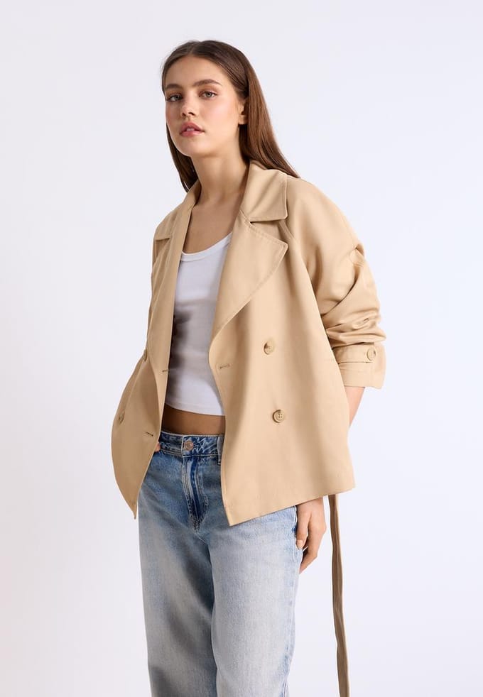 Stradivarius Soepele korte trenchcoat met ceintuur  Steen M