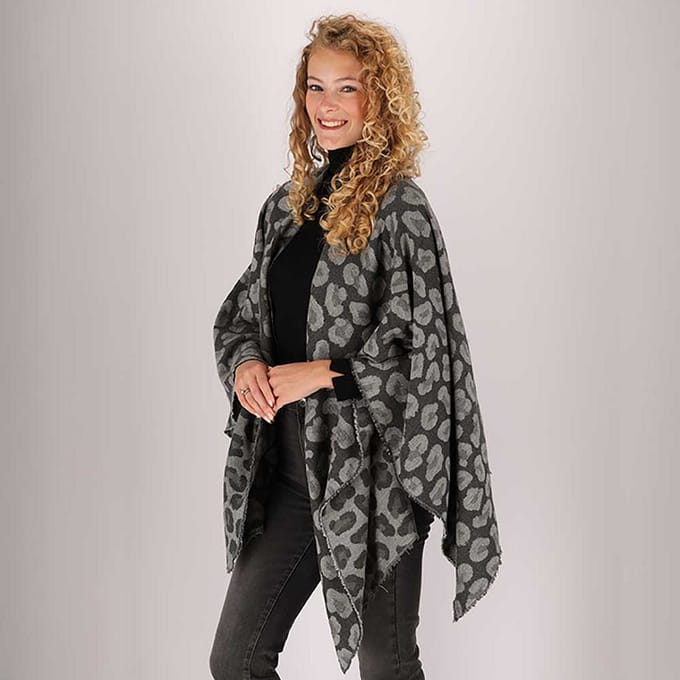 Morethansocks - Geweven poncho dames - One size - Panterprint - Poncho dames omslagdoek - Poncho dames met print