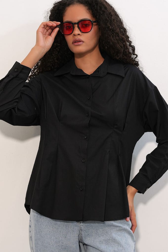 Getailleerde Poplin Shirt Met Knopen Voorzijde