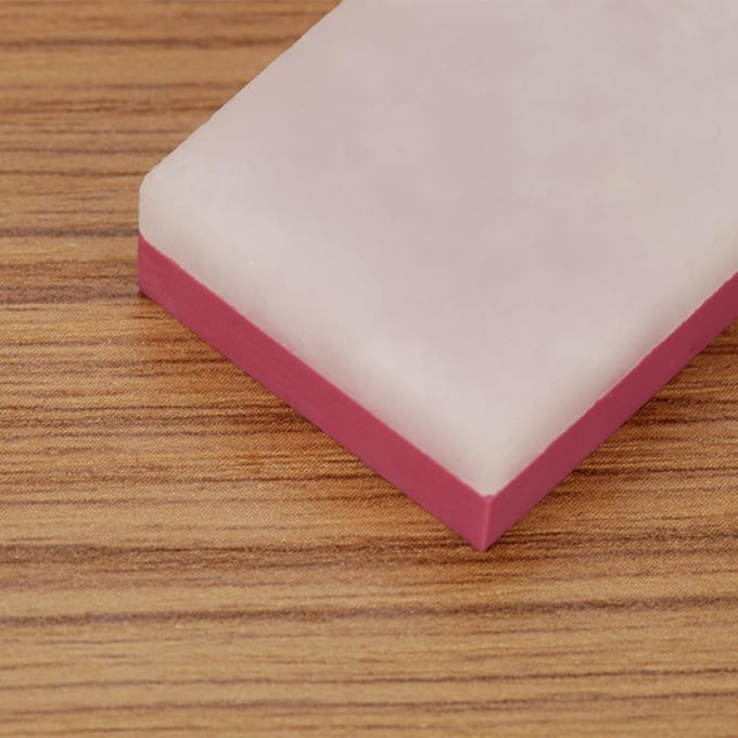 Pierre à aiguiser double face en agate blanche rubis, grains 3000 et 10000 beige