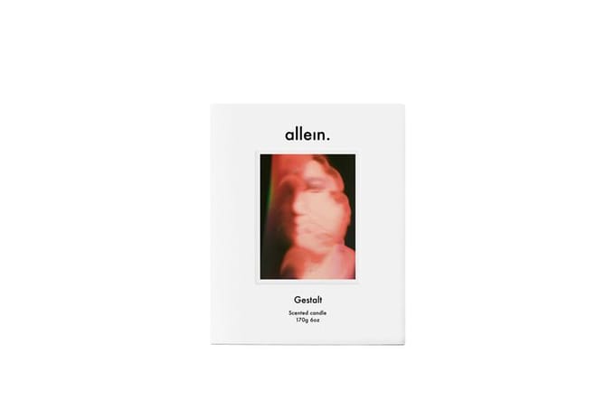 allein. - Vorm kaars - wit