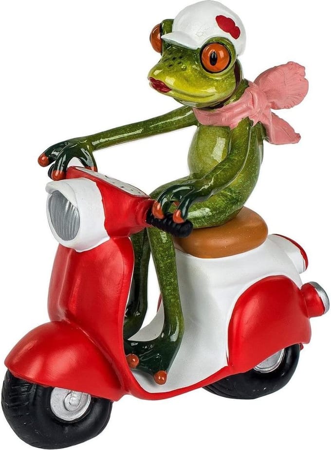 Kikker op scooter zij decoratief figuur scooterrijbewijs gehaald ?