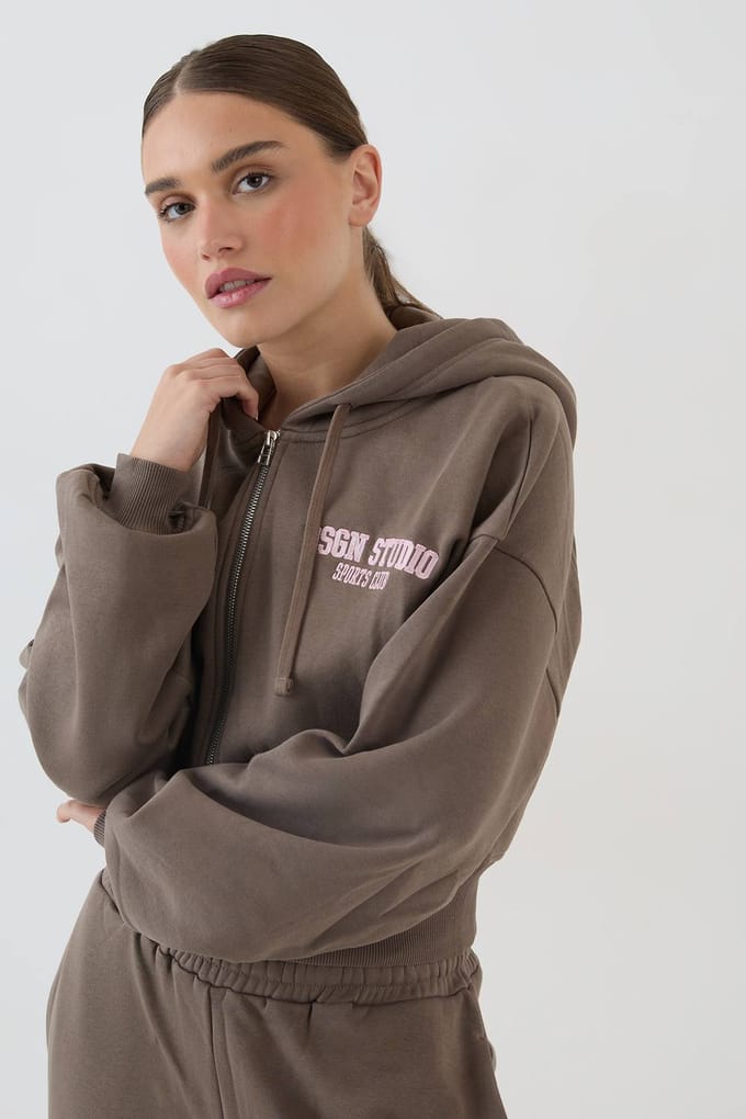 Dames Dsgn Studio Applique Boxy Crop Hoodie Met Rits | Taupe | Maat: 2XL