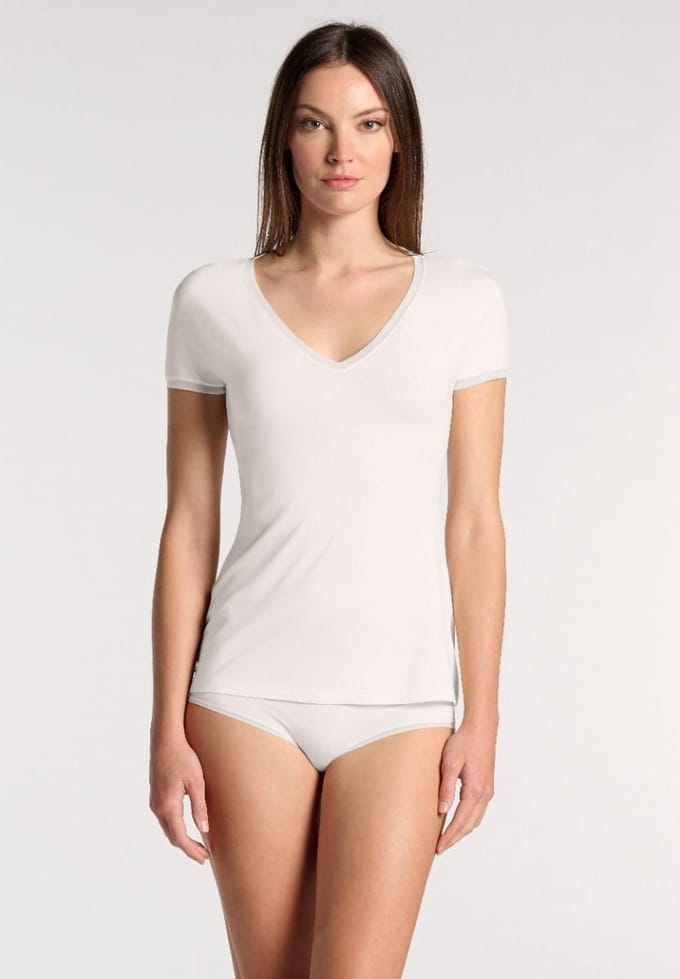 Perfect line modal t-shirt met v-hals – Ivory – M