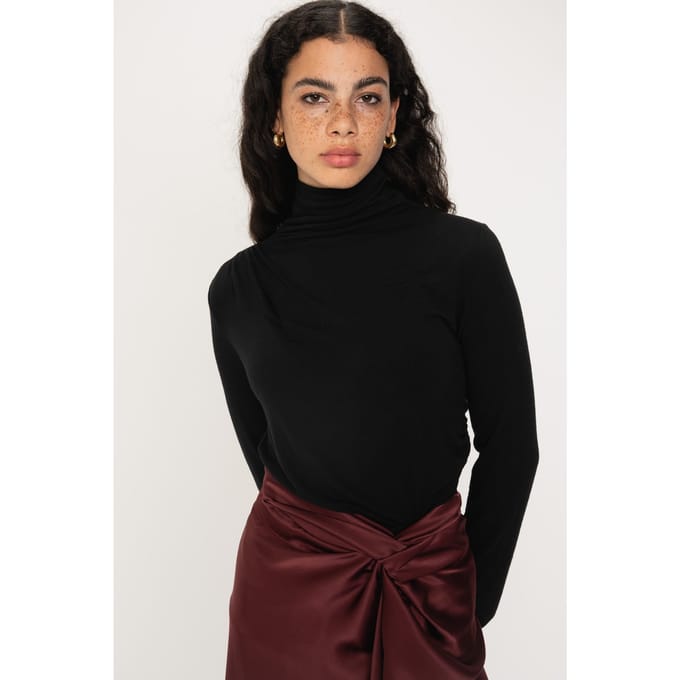 VIVEH Alcor Top Black Größe: 34 | Longsleeves Outlet | Damen | Schwarz