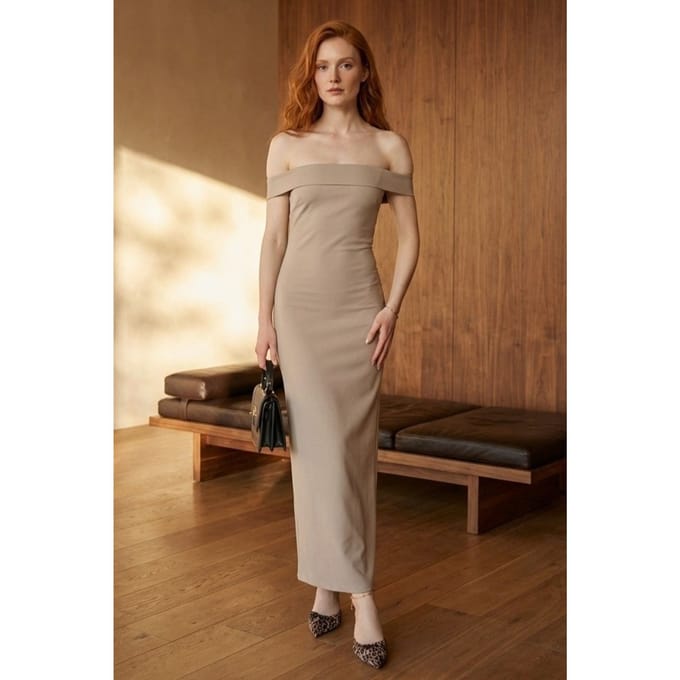 Off-shoulder bodycon maxi jurk met split
