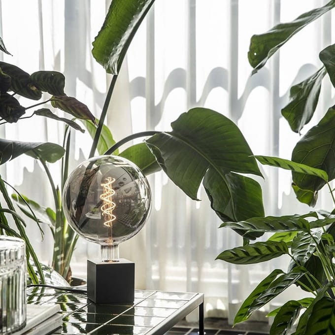 Calex Kalmar XXL Titanium - E27 LED Lamp - Filament Lichtbron Dimbaar - 5W - Warm Wit Licht