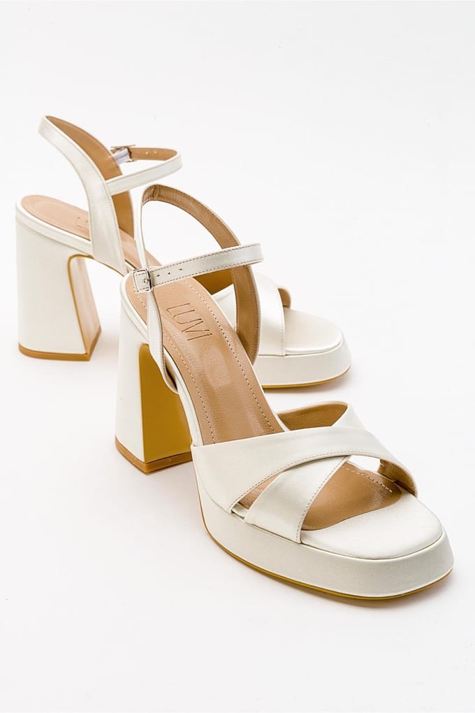 Yvonne Plateau Sandalen