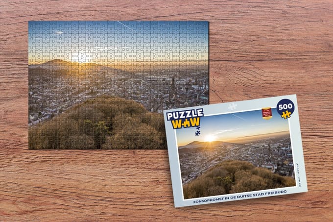 Puzzel Zonsopkomst in de Duitse stad Freiburg - Legpuzzel - Puzzel 500 stukjes