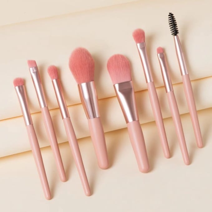 Go Go Gadget - Kwasten set - Make-up kwast - 8 delig - Inclusief etui - Roze