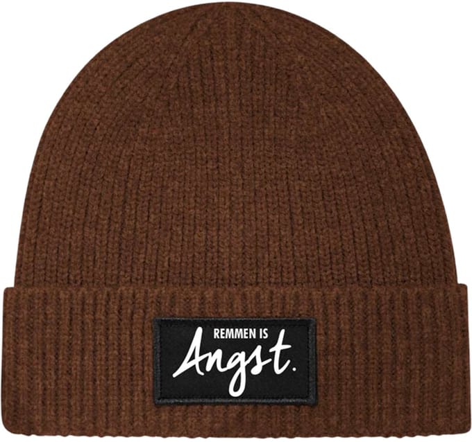 Remmen is angst wintermuts walnut rib gebreid | wit - soBAD. | Unisex | Skimuts | Muts | Kou | met grappige tekst | Winter | Beanie | Apres ski muts