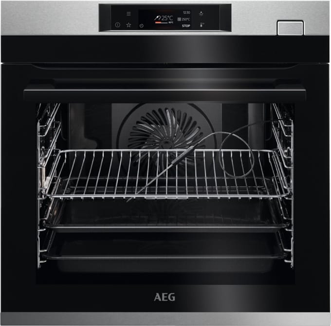 AEG BSE78228BM | Inbouw oven | 60 | Zwart | SteamBoost