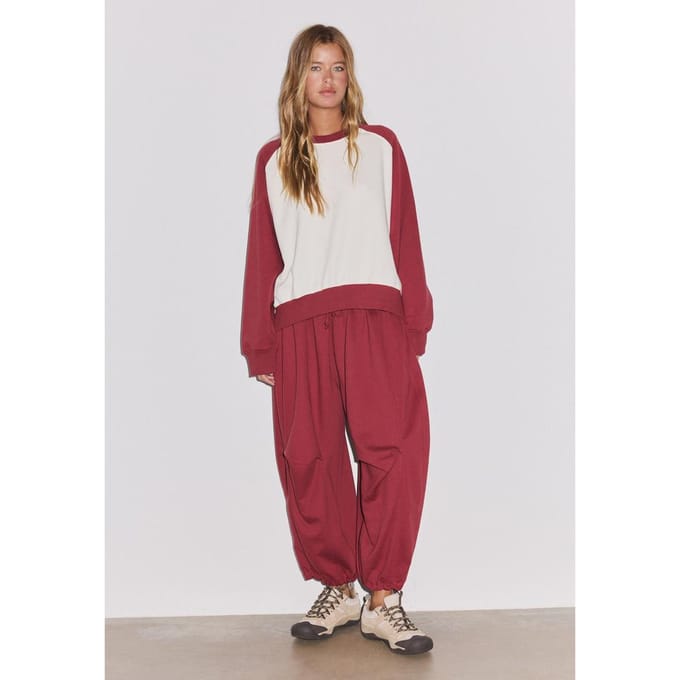 Stradivarius Cropped sweater met contrast  Donkerrood S