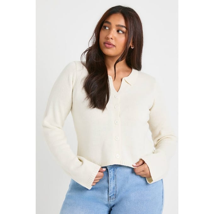 boohoo Dames PLUS TOP MET KRAGEN EN KNOOPSLUITING | Cream | Maat: 26