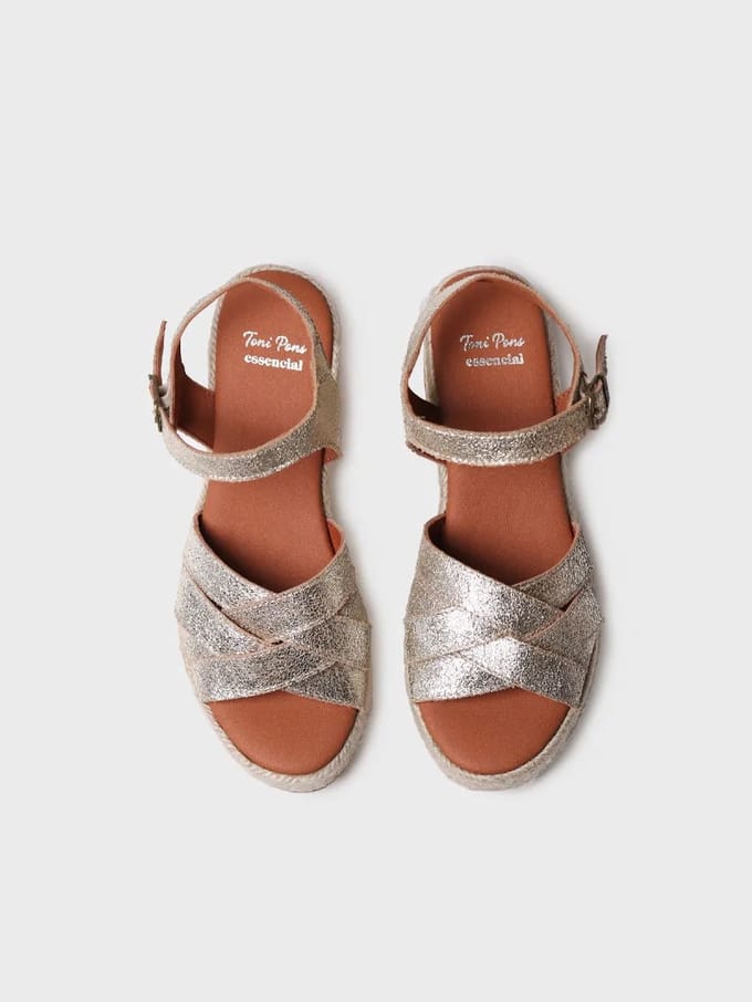 Dames espadrilles van leer met een glanzende afwerking | AINOA