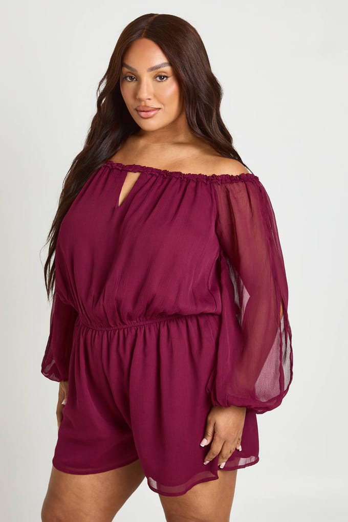 boohoo Dames Plus Chiffon Bardot Playsuit Met Ballonmouwen | Bordeaux Rood | Maat: 48