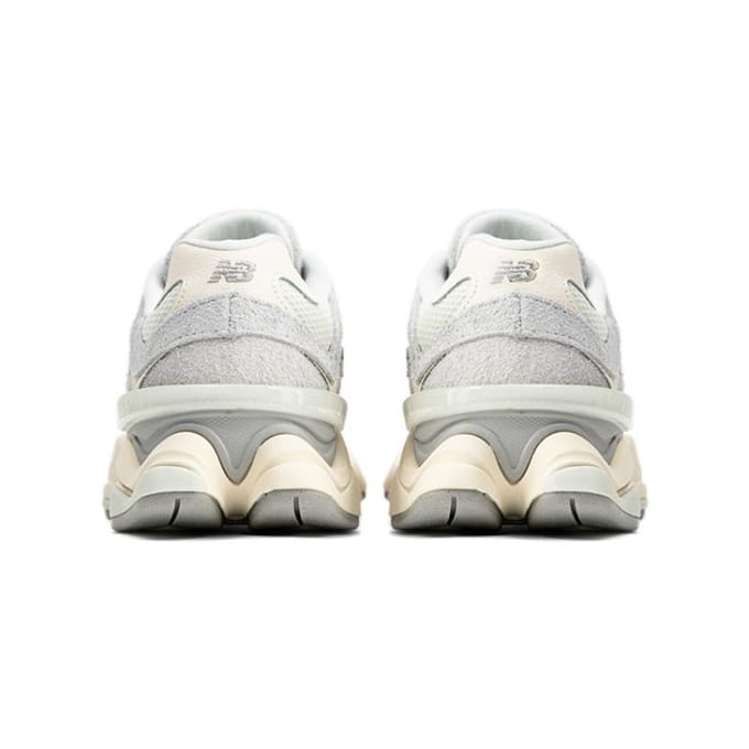 New Balance 9060 Quartz Grey Sneakers U9060HSA 38 white