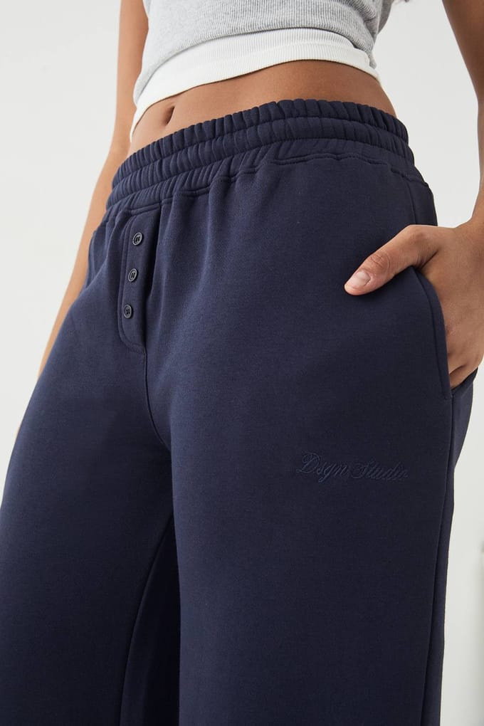 Dames DSGN Studio Borduurwerk Henley Jogger | Navy | Maat: Medium