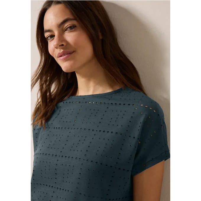 Shirt met geperforeerd patroon