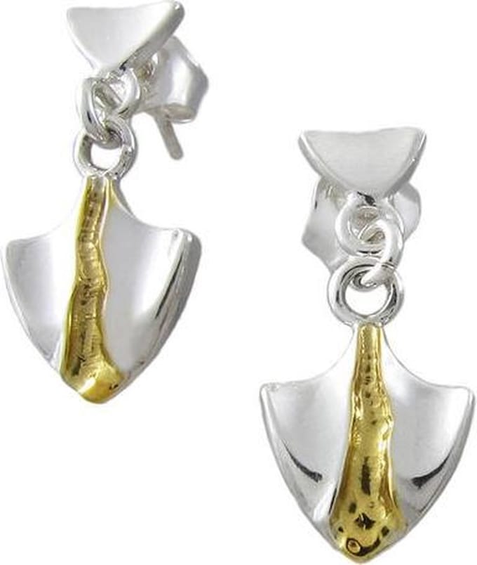 Oorbellen, hang, Zilveren hart met een rivier van goud
